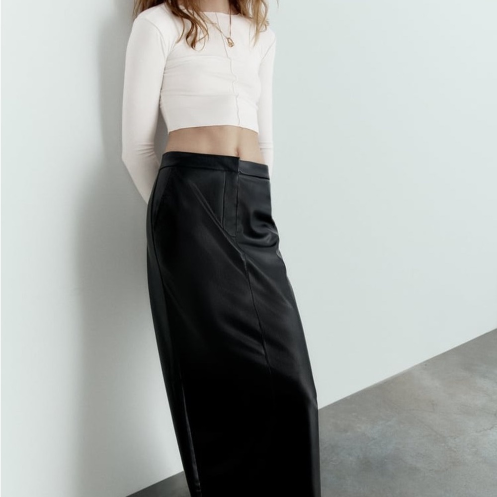 Zara Black Maxi Skirt - Picture 4 of 10